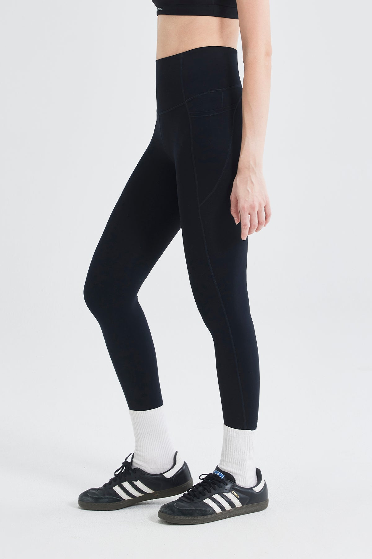Legging sculptant taille haute avec poches
