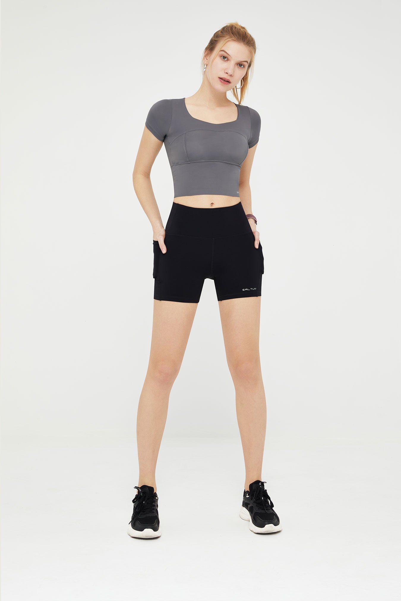 Short cycliste taille haute sans coutures pour femme