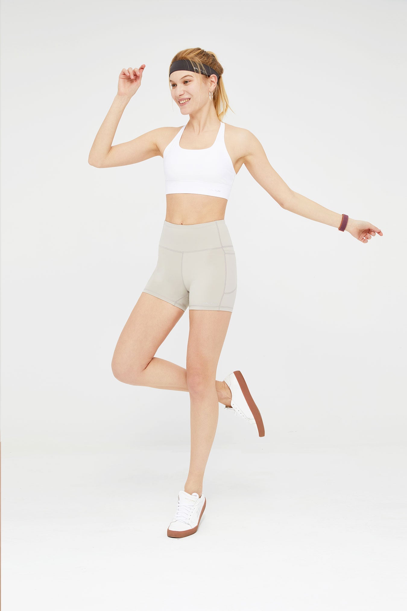 Short cycliste taille haute sans coutures pour femme